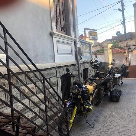 Hotel Vila Mano Корча Екстер'єр фото
