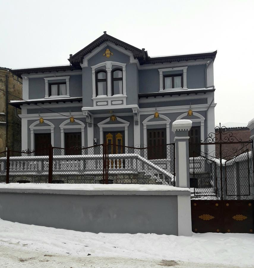 Hotel Vila Mano Корча Екстер'єр фото