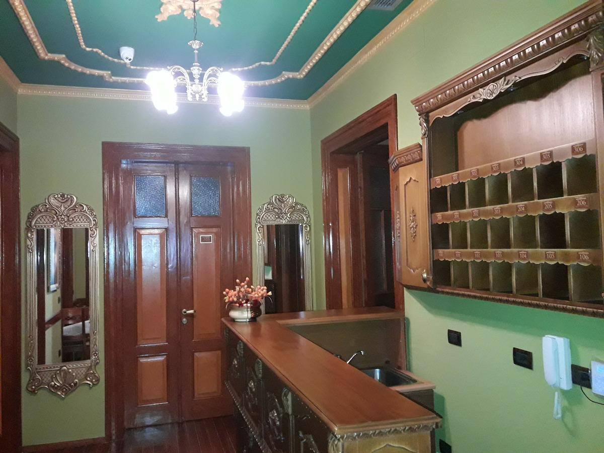 Hotel Vila Mano Корча Екстер'єр фото