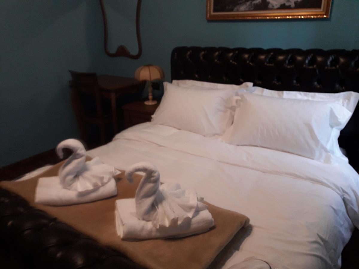 Hotel Vila Mano Корча Екстер'єр фото