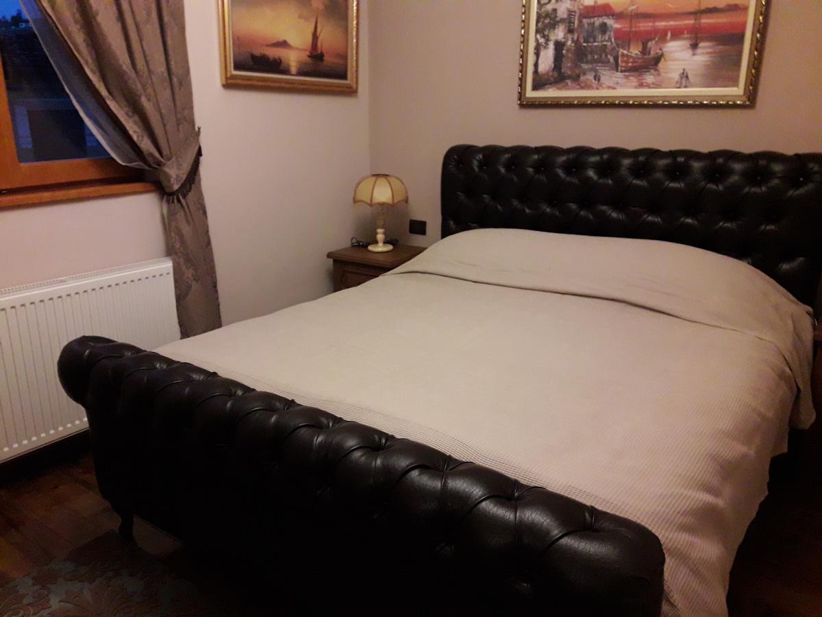 Hotel Vila Mano Корча Екстер'єр фото